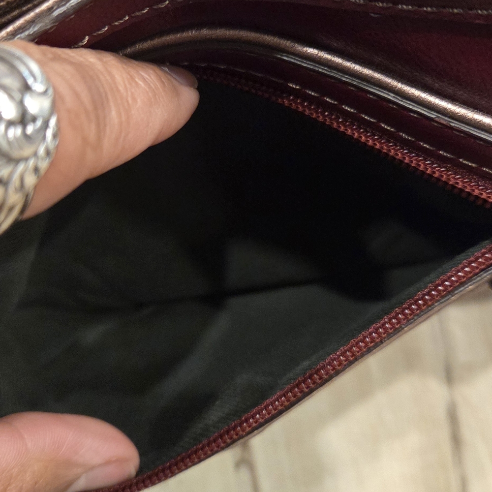 Women's Burgundy Shoulder Bag - Picture 2 of 7